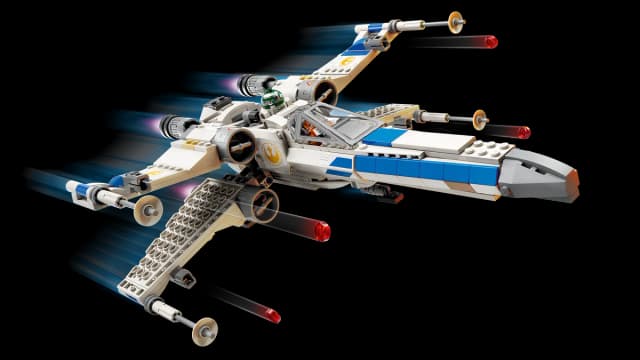 New Republic X-Wing Starfighter™ - Image 5