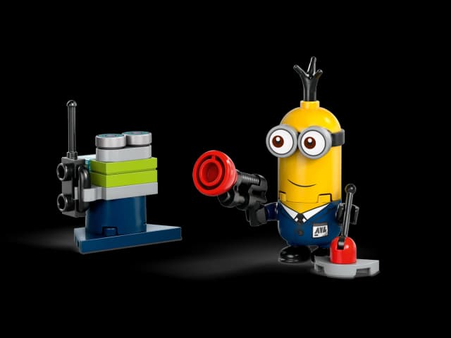 Minions and Banana Car - Image 7