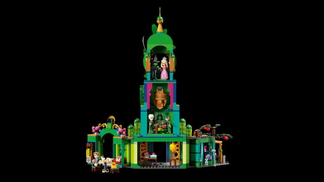 Welcome to Emerald City - Image 8