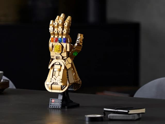 Infinity Gauntlet - Image 9