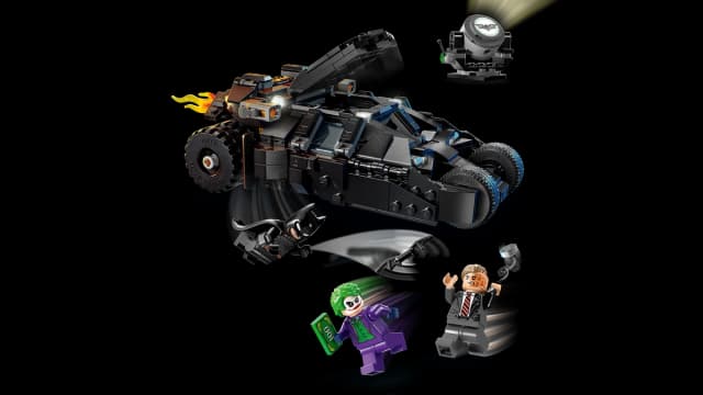 Batman™ Tumbler vs. Two-Face™ & The Joker™ - Image 4