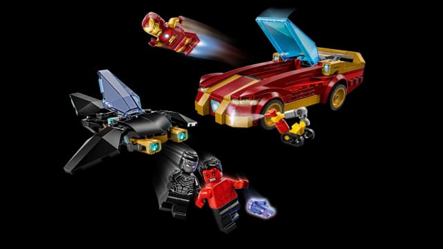 Iron Man Car & Black Panther vs. Red Hulk - Image 9