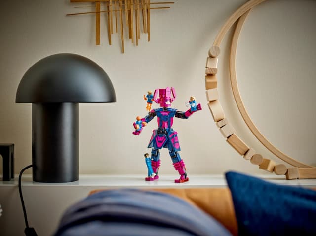 Fantastic Four vs. Galactus Construction Figure - Image 8