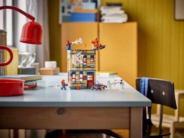 Peter Parker’s Apartment - Image 6