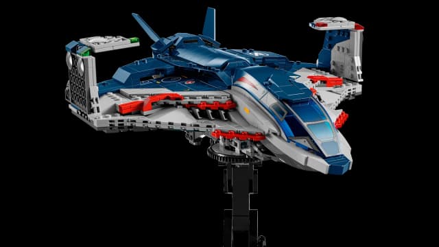 Avengers: Age of Ultron Quinjet - Image 11