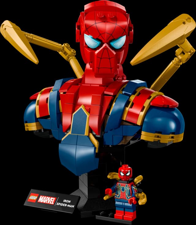 Iron Spider-Man Bust - Image 7