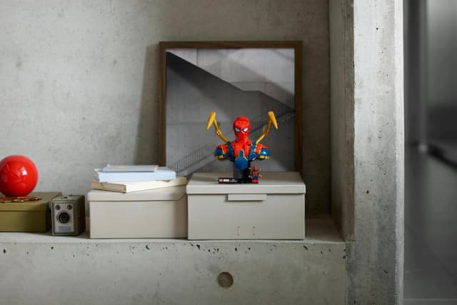 Iron Spider-Man Bust - Image 8