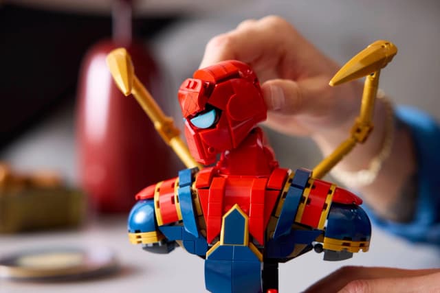 Iron Spider-Man Bust - Image 6