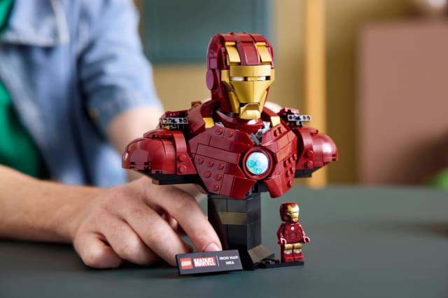 Iron Man MK4 Bust - Image 4