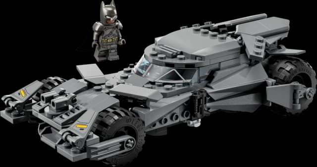 Batman v Superman™ Batmobile™ - Image 1