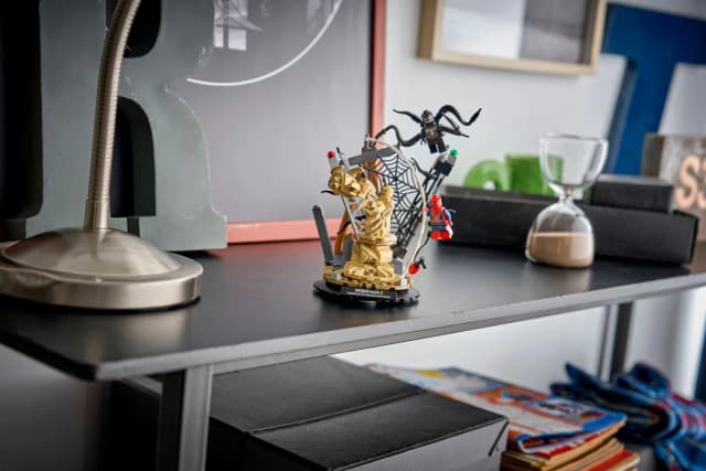 Epic Battle: Spider-Man vs. Sandman - Image 6