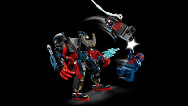 Miles Morales Mech vs. Spider-Man 2099 - Image 9