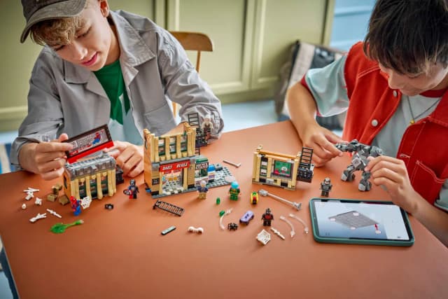 Spider-Man vs. Mysterio: The Daily Bugle - Image 3