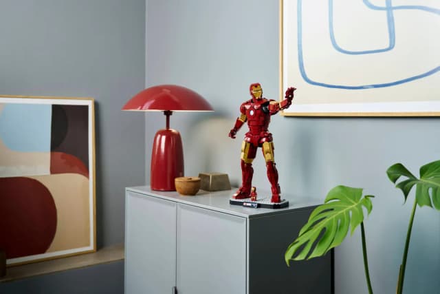 Iron Man Mark 3 Collectors' Edition - Image 10