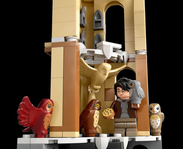 Hogwarts™ Castle Owlery - Image 5