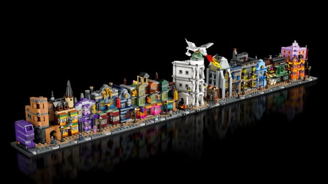 Diagon Alley™ Wizarding Shops - Image 16