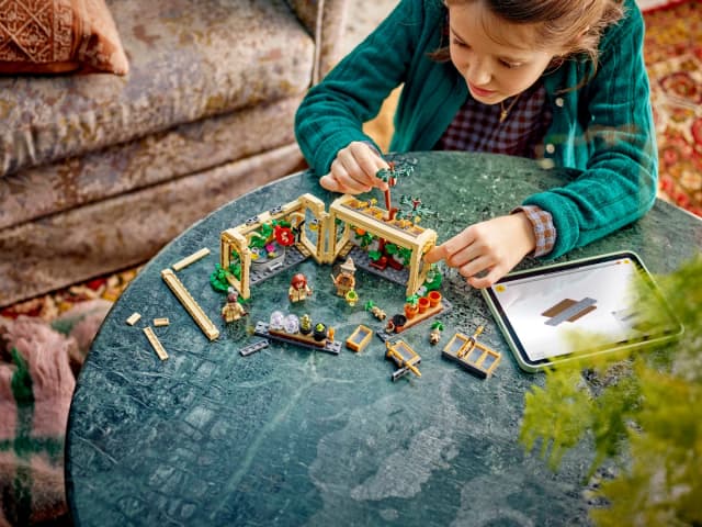 Hogwarts™ Castle: Herbology Class - Image 6