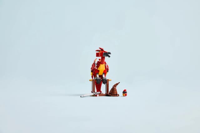 Fawkes™: Dumbledore's Phoenix - Image 3