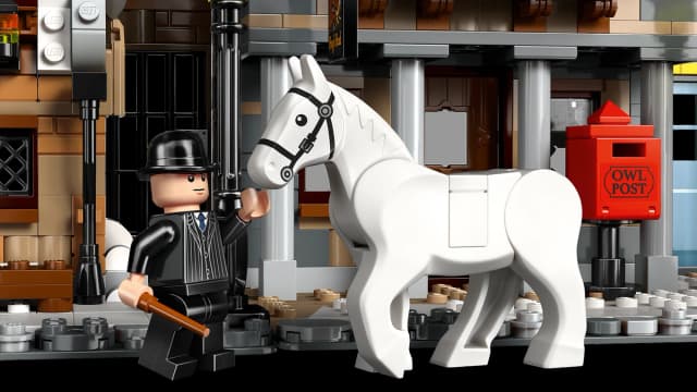 Hogsmeade™ Village – Collectors' Edition - Image 14