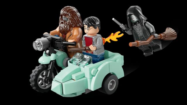 Hagrid™ & Harry's Privet Drive Escape - Image 11