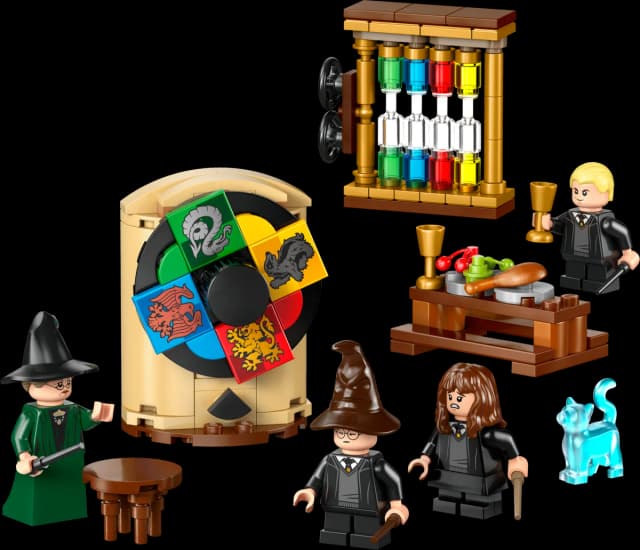 Hogwarts™ Castle: Sorting Hat™ Ceremony - Image 1