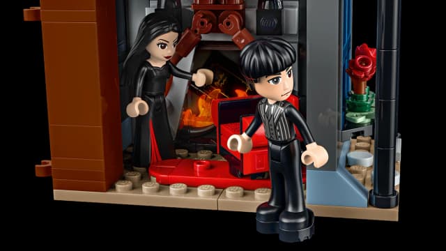 Morticia's Cottage - Image 10