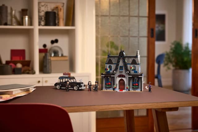 Morticia's Cottage - Image 1