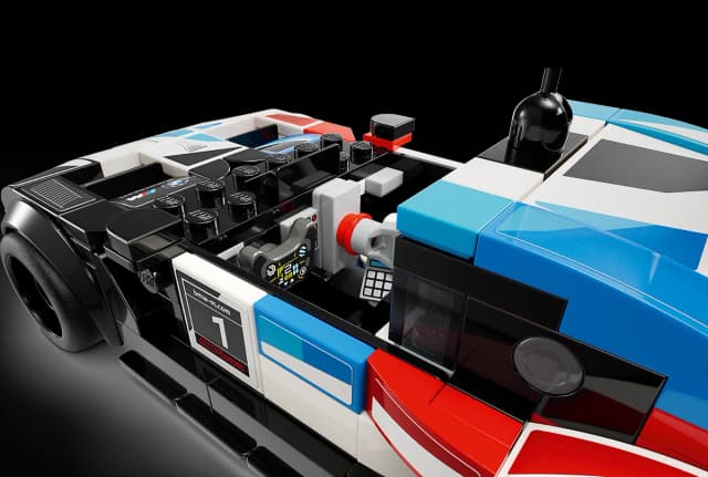 BMW M4 GT3 & BMW M Hybrid V8 Race Cars - Image 9