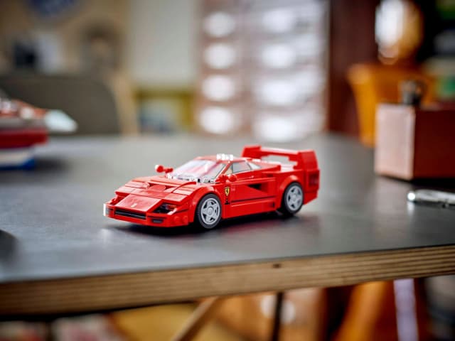 Ferrari F40 Supercar - Image 4