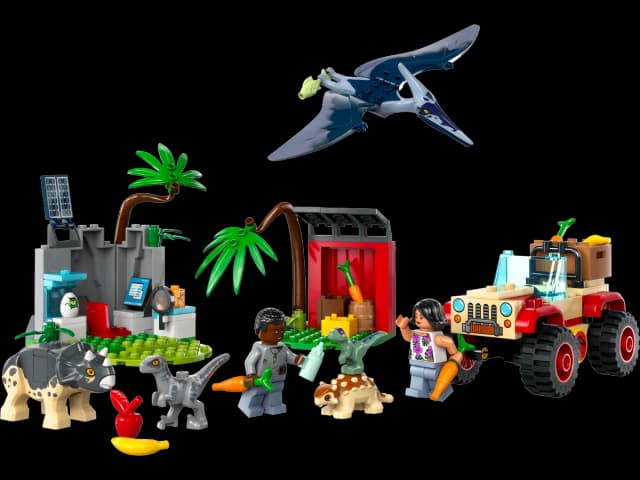 Baby Dinosaur Rescue Center - Image 1