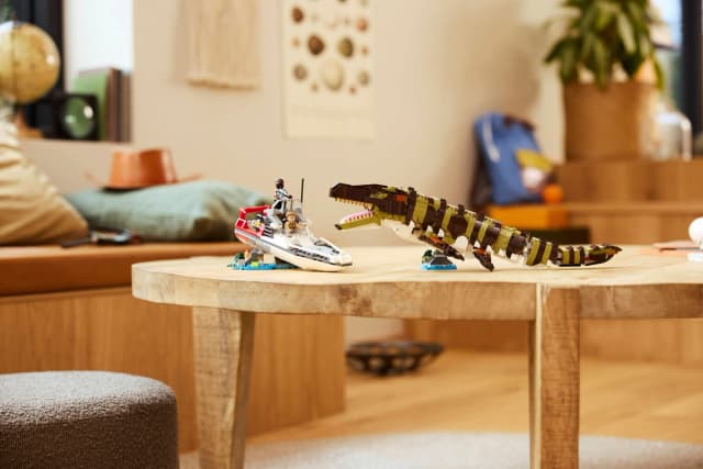 Brick-Built Mosasaurus Boat Mission - Image 2