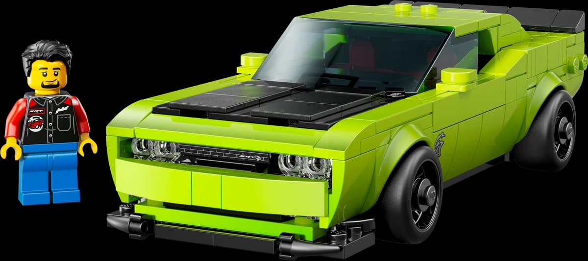 Dodge Challenger SRT Hellcat Sports Car
