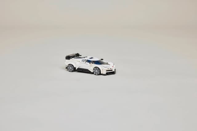 Bugatti Centodieci Hyper Sports Car - Image 4