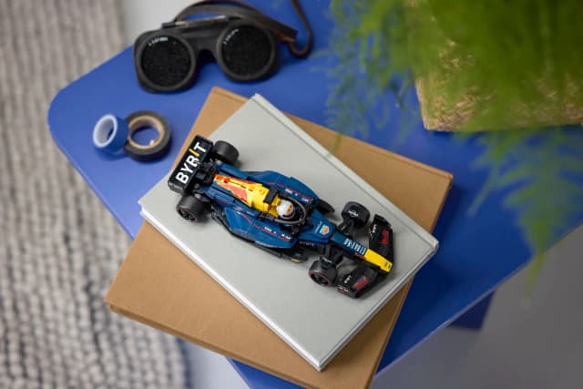 Oracle Red Bull Racing RB20 F1® Race Car - Image 6