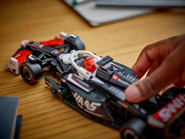 MoneyGram Haas F1® Team VF-24 Race Car - Image 4