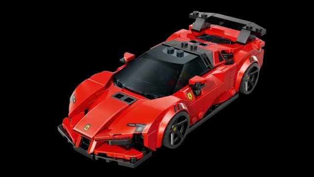 Ferrari SF90 XX Stradale Sports Car - Image 9