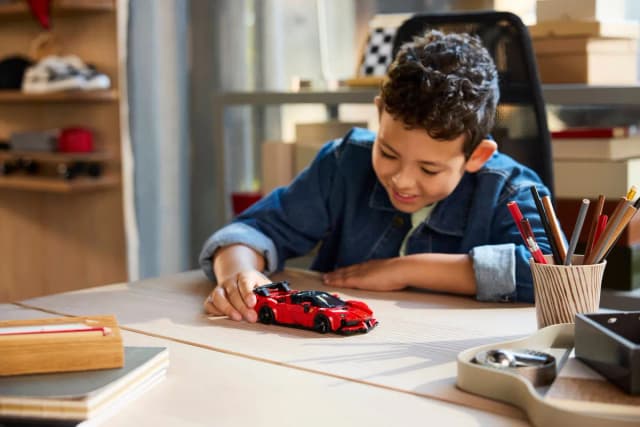 Ferrari SF90 XX Stradale Sports Car - Image 5